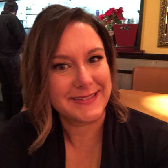 Meet your Posher, Denise - Picture 1 of 1